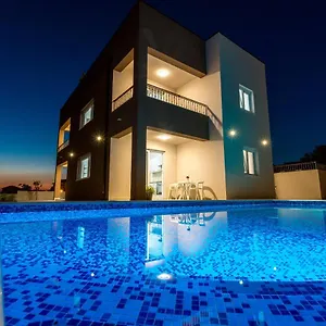 Apartmán Zrno, Rtina